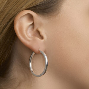 Zilveren oorringen vierkante buis 3 mm hefboomsluiting - gedragen in oor - 35 mm