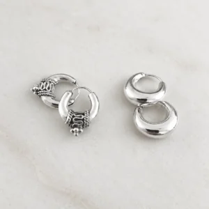 Kleine zilveren dome oorringen - 925 zilver - sfeer