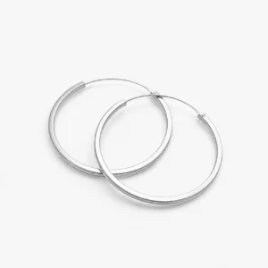 Medium zilveren platte oorringen - 30 mm